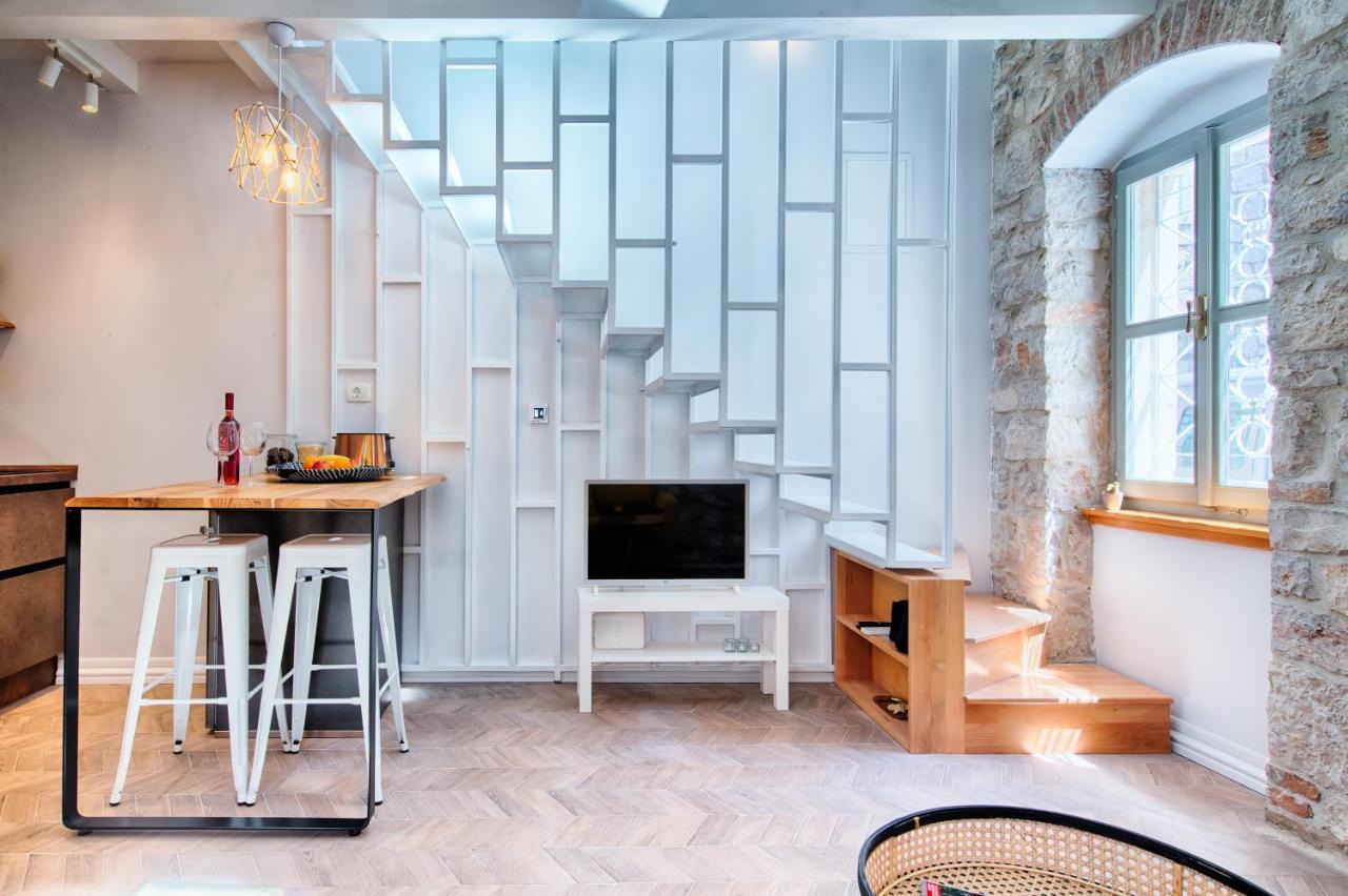 Studio Apartment Vicencina Vis Kültér fotó